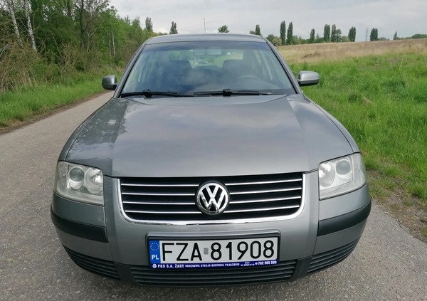 Volkswagen Passat cena 11500 przebieg: 191000, rok produkcji 2001 z Bytom małe 326